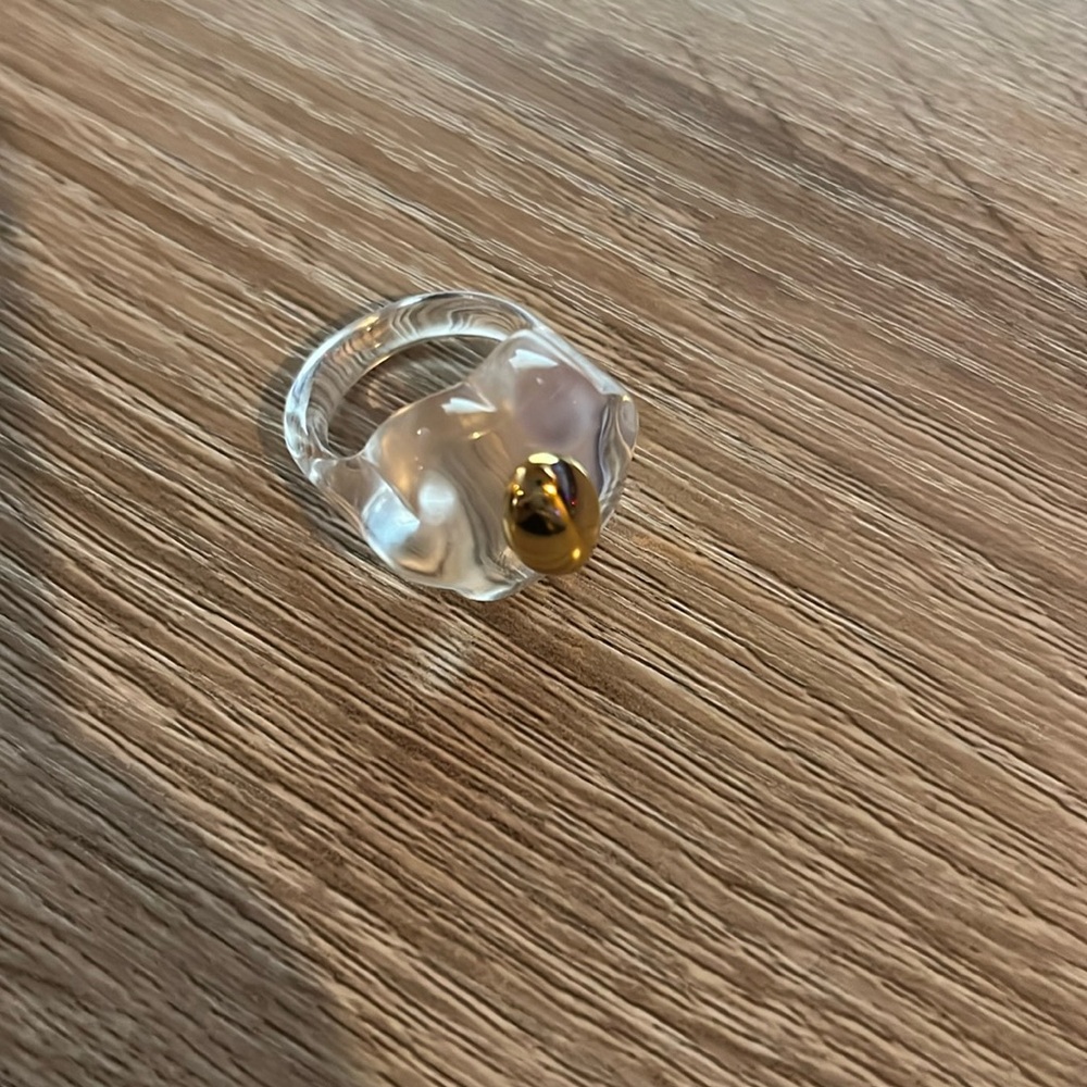La Manso clear Flower ring